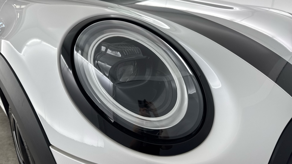 MINI Hatchback 1.5 Cooper Sport 3dr Petrol Hatchback - Image 23