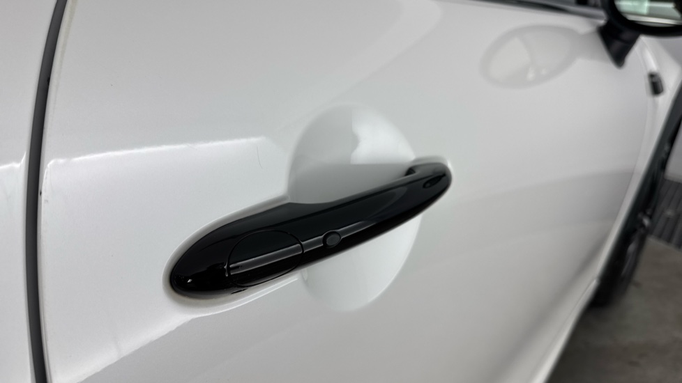 MINI Hatchback 1.5 Cooper Sport 3dr Petrol Hatchback - Image 28