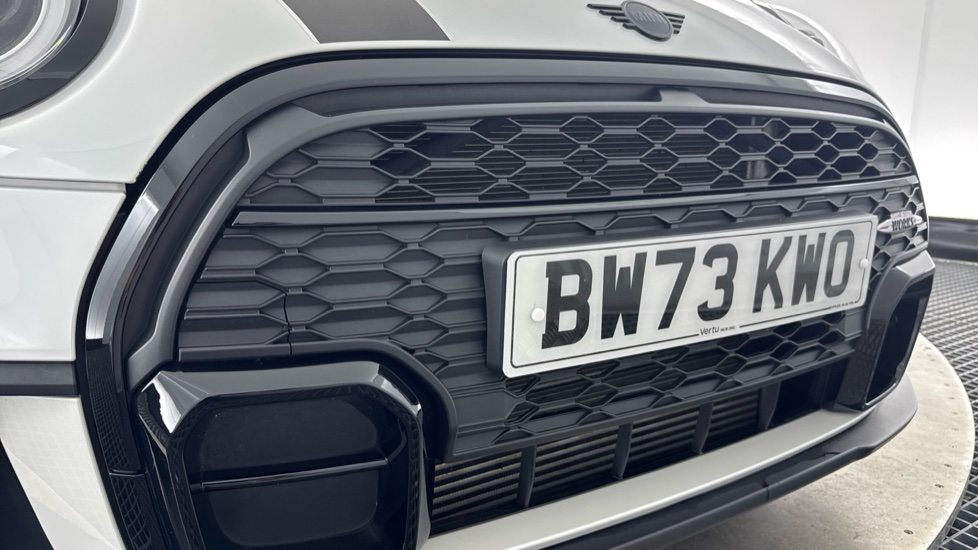 MINI Hatchback 1.5 Cooper Sport 3dr Petrol Hatchback - Image 31