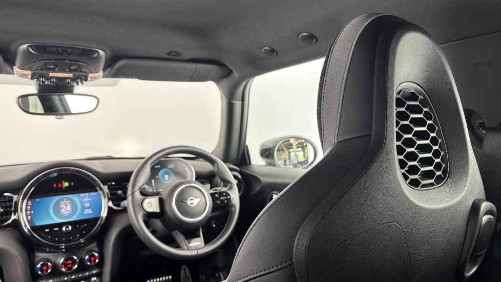 MINI Hatchback 1.5 Cooper Sport 3dr Petrol Hatchback - Image 39