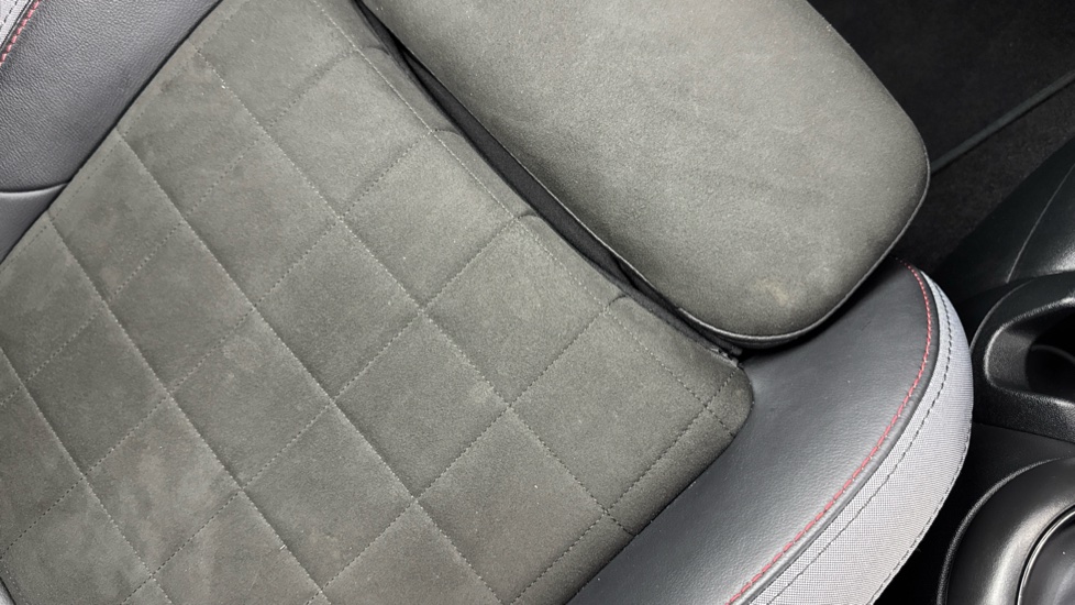 MINI Hatchback 1.5 Cooper Sport 3dr Petrol Hatchback - Image 47