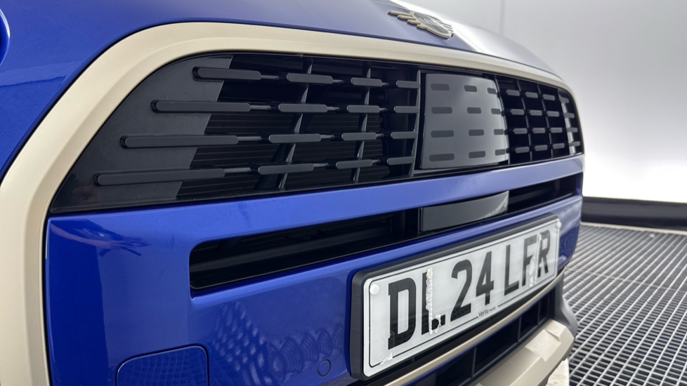 MINI Countryman 1.5 C Classic [Level 1] 5dr Auto Petrol Hatchback - Image 32
