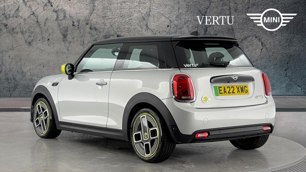 MINI Hatchback 135kW Cooper S Level 3 33kWh 3dr Auto Electric Hatchback - Image 2