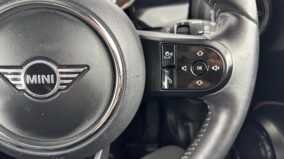 MINI Hatchback 135kW Cooper S Level 3 33kWh 3dr Auto Electric Hatchback - Image 18
