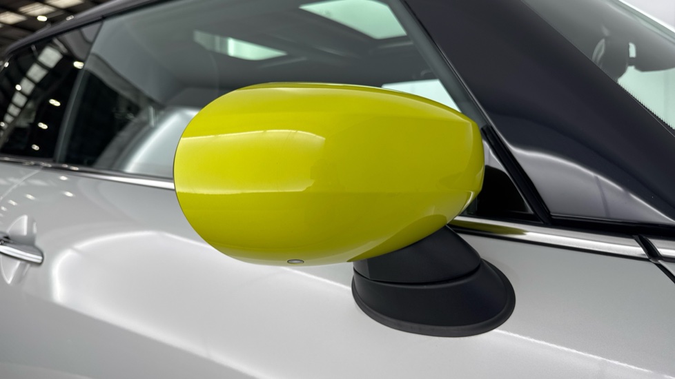 MINI Hatchback 135kW Cooper S Level 3 33kWh 3dr Auto Electric Hatchback - Image 31