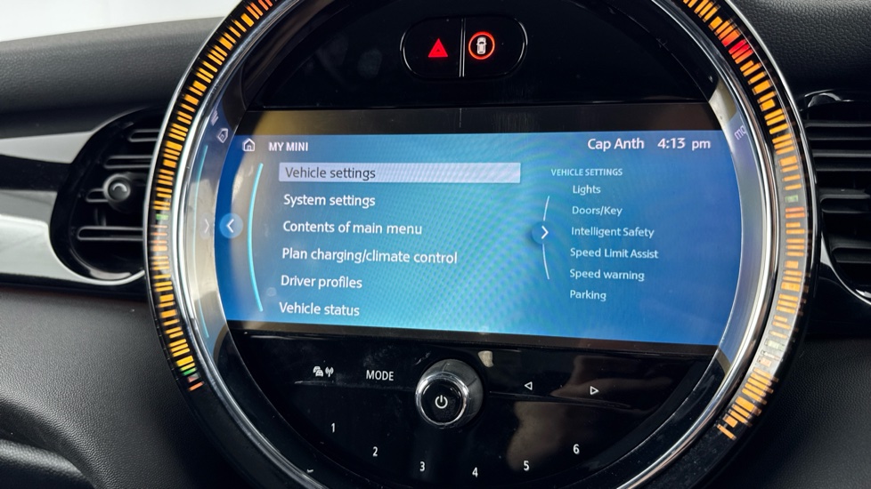 MINI Hatchback 135kW Cooper S Level 3 33kWh 3dr Auto Electric Hatchback - Image 74