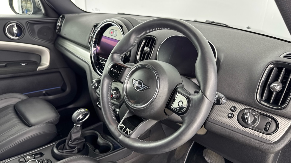 MINI Countryman 1.5 Cooper S E Exclusive ALL4 PHEV 5dr Auto Hatchback - Image 6