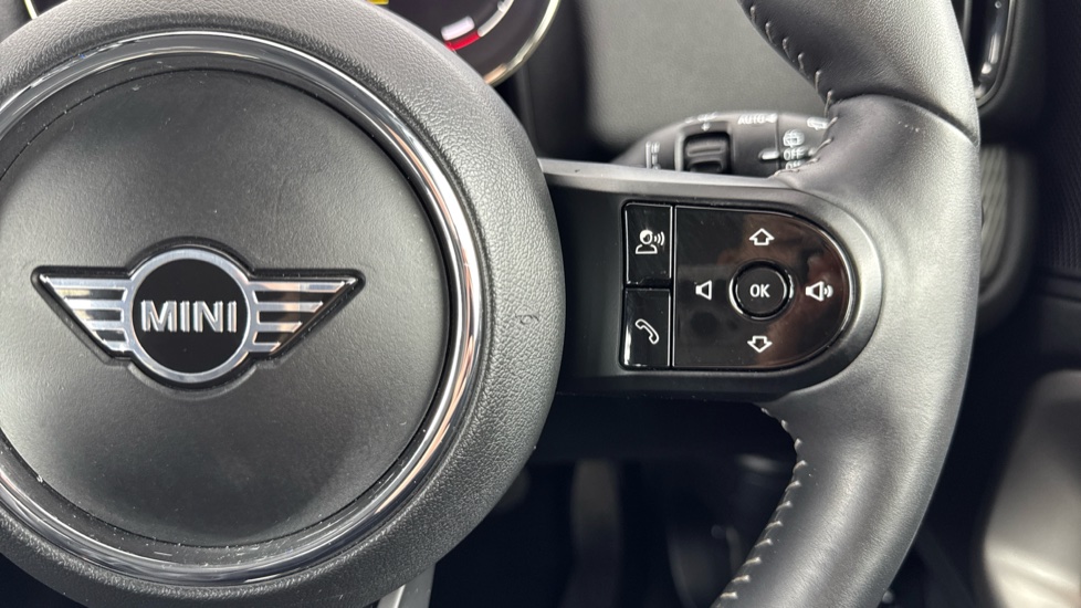 MINI Countryman 1.5 Cooper S E Exclusive ALL4 PHEV 5dr Auto Hatchback - Image 18
