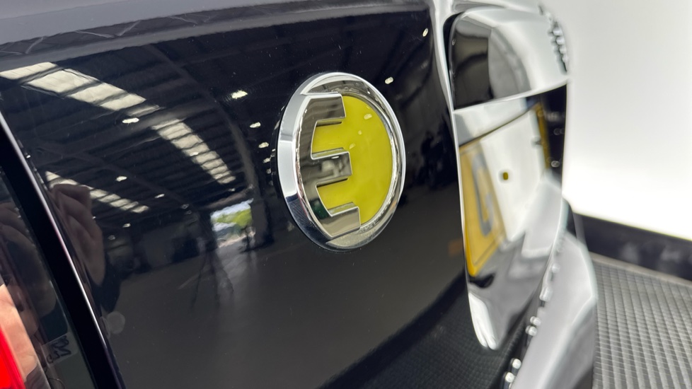 MINI Countryman 1.5 Cooper S E Exclusive ALL4 PHEV 5dr Auto Hatchback - Image 24