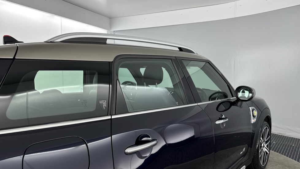 MINI Countryman 1.5 Cooper S E Exclusive ALL4 PHEV 5dr Auto Hatchback - Image 28