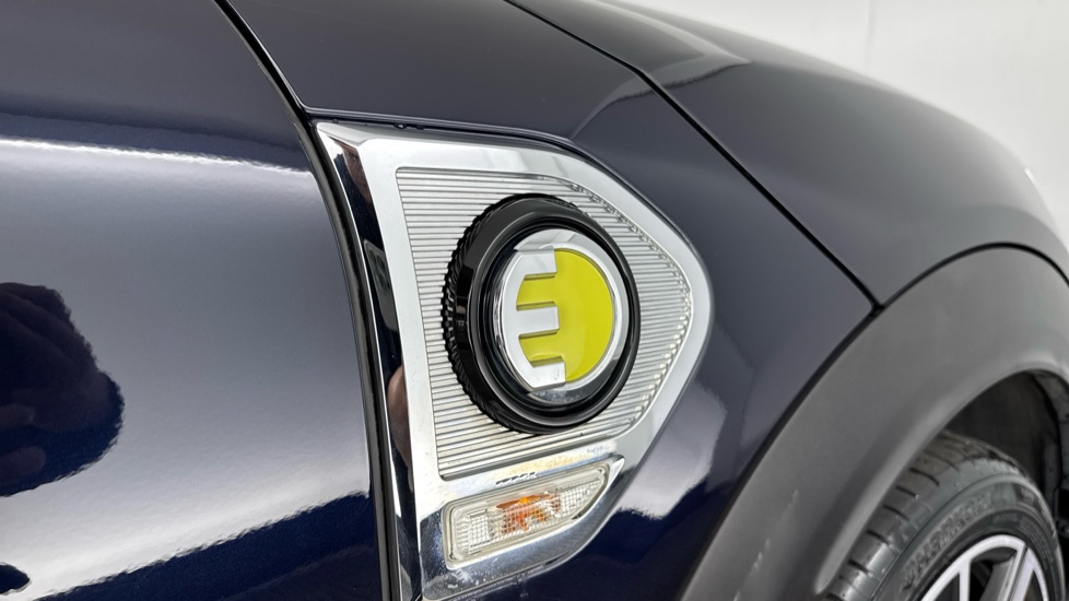 MINI Countryman 1.5 Cooper S E Exclusive ALL4 PHEV 5dr Auto Hatchback - Image 31