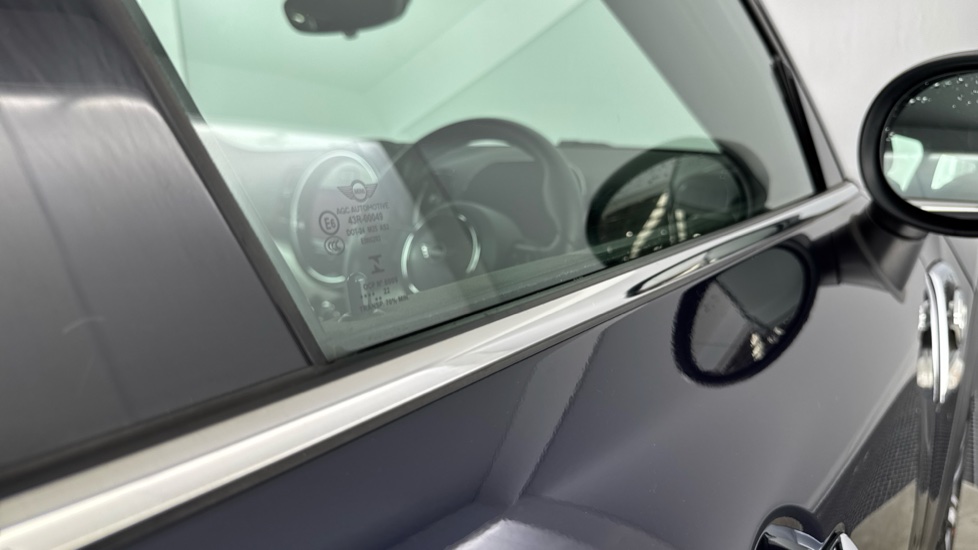 MINI Countryman 1.5 Cooper S E Exclusive ALL4 PHEV 5dr Auto Hatchback - Image 33