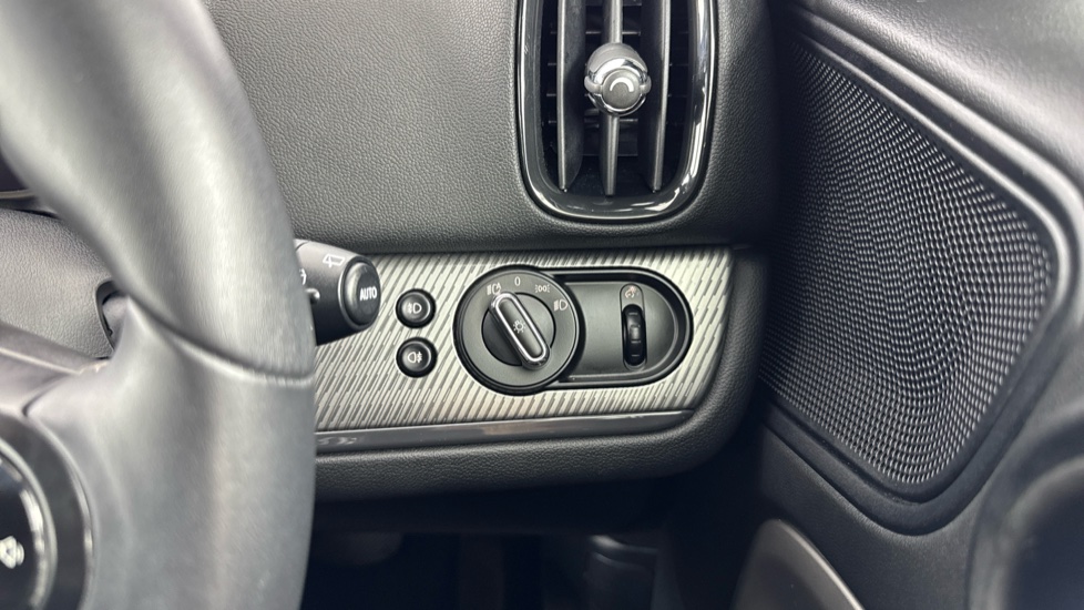 MINI Countryman 1.5 Cooper S E Exclusive ALL4 PHEV 5dr Auto Hatchback - Image 56