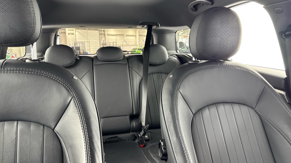 MINI Countryman 1.5 Cooper S E Exclusive ALL4 PHEV 5dr Auto Hatchback - Image 63