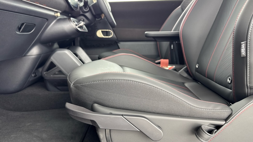 MINI Cooper 135kW E Sport [Level 1] 41kWh 3dr Auto Electric Hatchback - Image 34