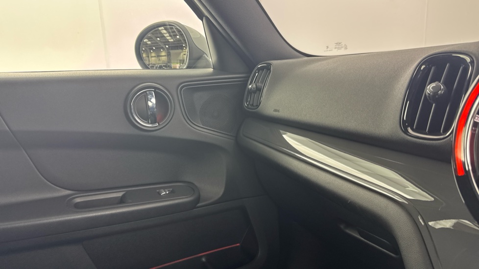 MINI Countryman 1.5 Cooper Sport 5dr Auto Petrol Hatchback - Image 35