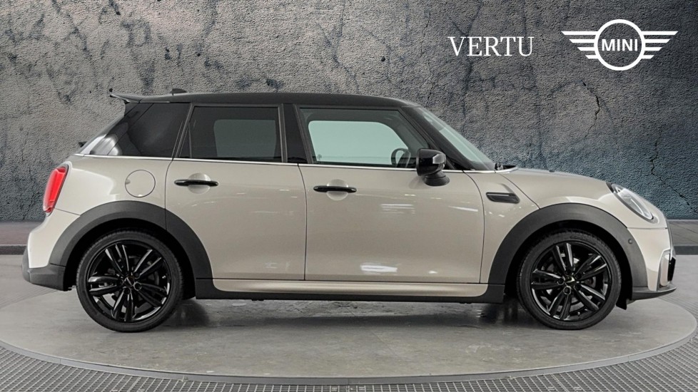 MINI Hatchback 1.5 Cooper Sport 5dr Auto Petrol Hatchback - Image 3
