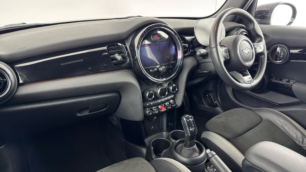 MINI Hatchback 1.5 Cooper Sport 5dr Auto Petrol Hatchback - Image 7