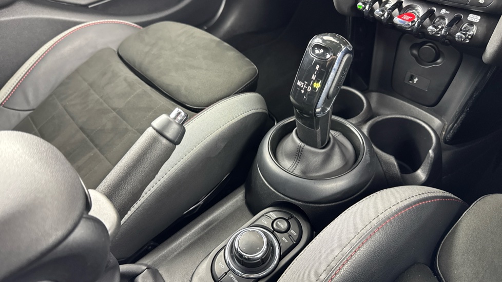 MINI Hatchback 1.5 Cooper Sport 5dr Auto Petrol Hatchback - Image 10