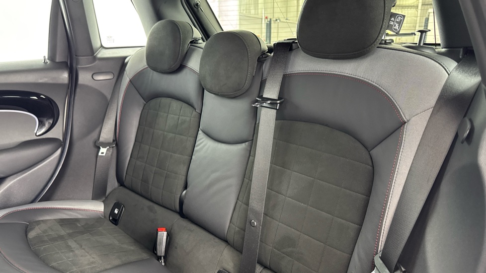 MINI Hatchback 1.5 Cooper Sport 5dr Auto Petrol Hatchback - Image 12
