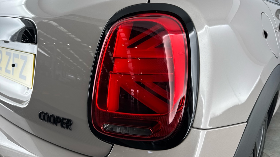 MINI Hatchback 1.5 Cooper Sport 5dr Auto Petrol Hatchback - Image 22