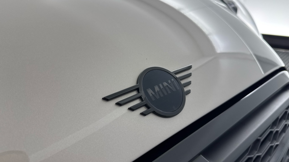 MINI Hatchback 1.5 Cooper Sport 5dr Auto Petrol Hatchback - Image 33
