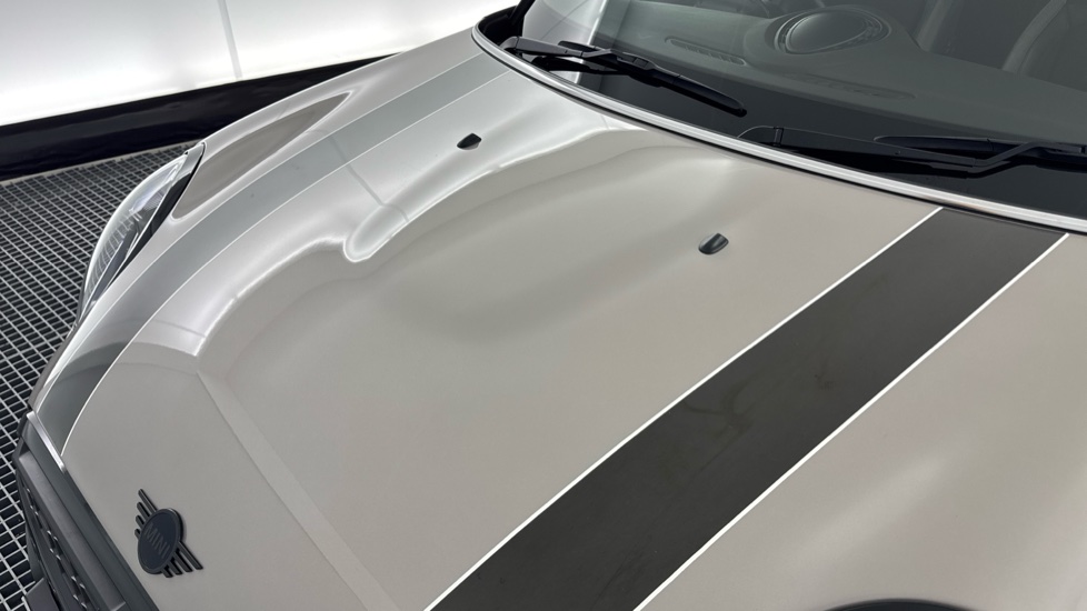 MINI Hatchback 1.5 Cooper Sport 5dr Auto Petrol Hatchback - Image 34
