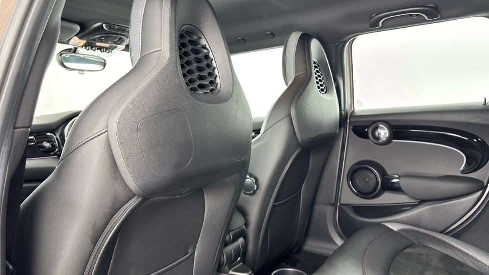 MINI Hatchback 1.5 Cooper Sport 5dr Auto Petrol Hatchback - Image 39