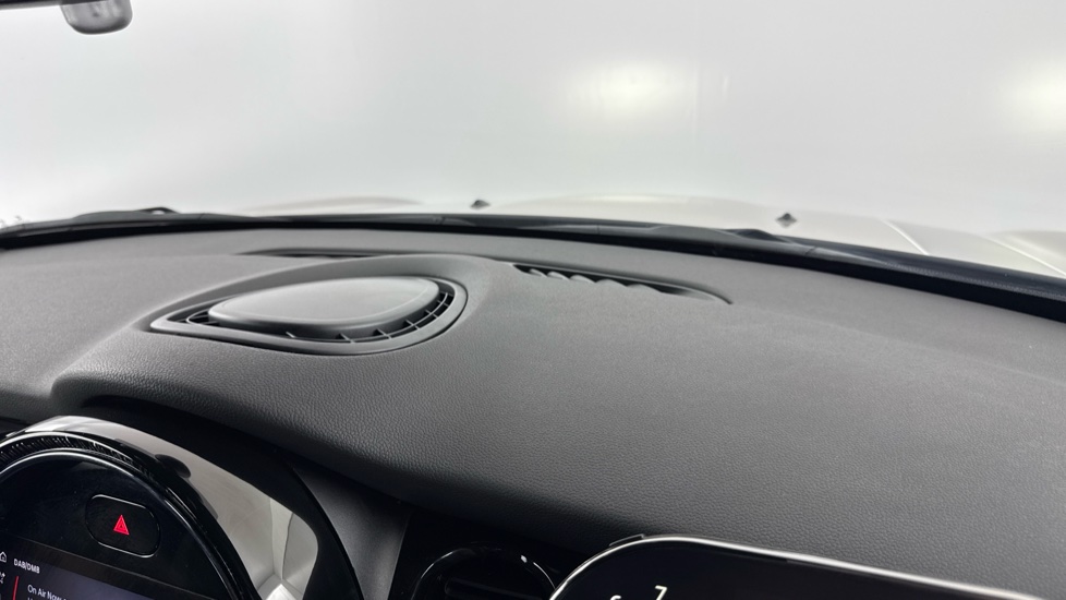 MINI Hatchback 1.5 Cooper Sport 5dr Auto Petrol Hatchback - Image 60