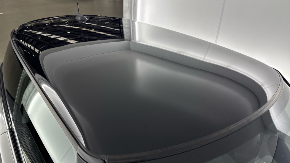 MINI Hatchback 2.0 Cooper S Classic II 3dr Auto Petrol Hatchback - Image 21