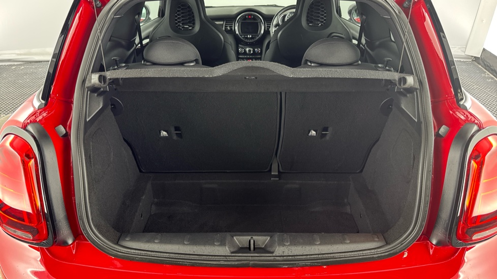 MINI Hatchback 2.0 Cooper S Sport II 3dr Auto Petrol Hatchback - Image 13