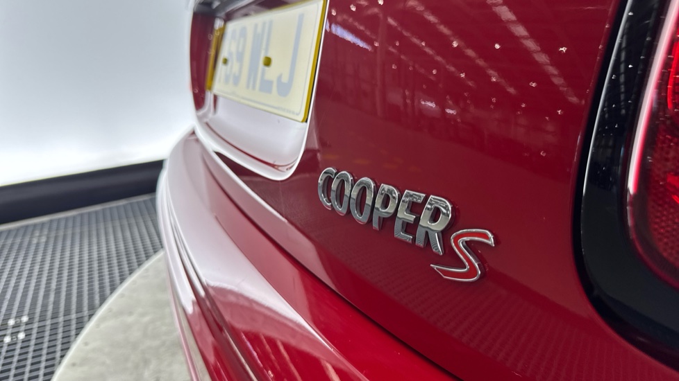 MINI Hatchback 2.0 Cooper S Sport II 3dr Auto Petrol Hatchback - Image 24