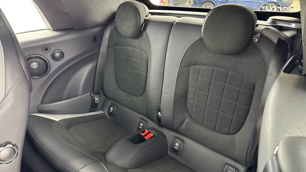 MINI Cooper 2.0 S Sport 2dr Auto Petrol Convertible - Image 12