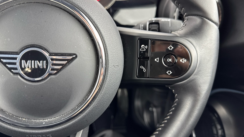 MINI Cooper 2.0 S Sport 2dr Auto Petrol Convertible - Image 18