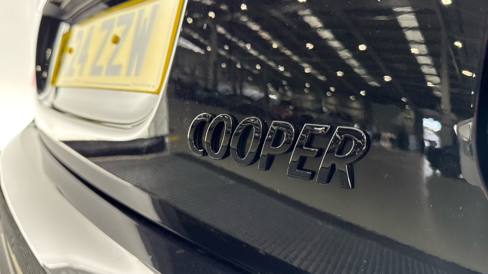 MINI Cooper 2.0 S Sport 2dr Auto Petrol Convertible - Image 24