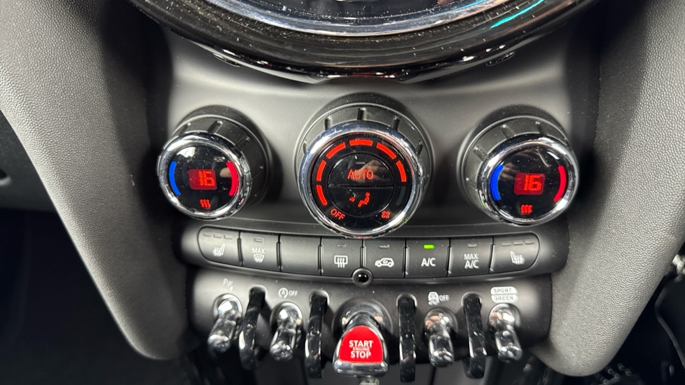 MINI Cooper 2.0 S Sport 2dr Auto Petrol Convertible - Image 57