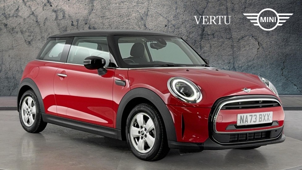 MINI Hatchback 1.5 Cooper Classic 3dr Auto Petrol Hatchback - Image 1