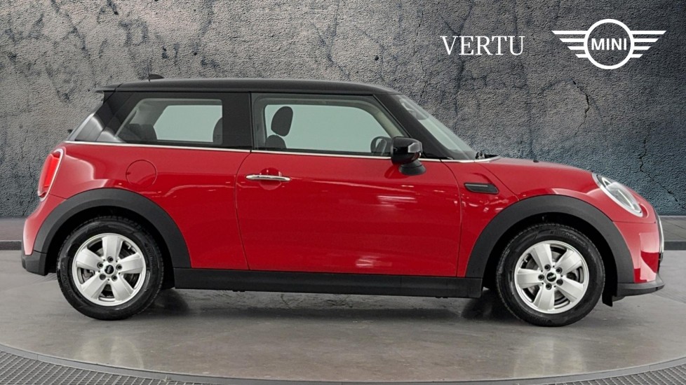 MINI Hatchback 1.5 Cooper Classic 3dr Auto Petrol Hatchback - Image 3