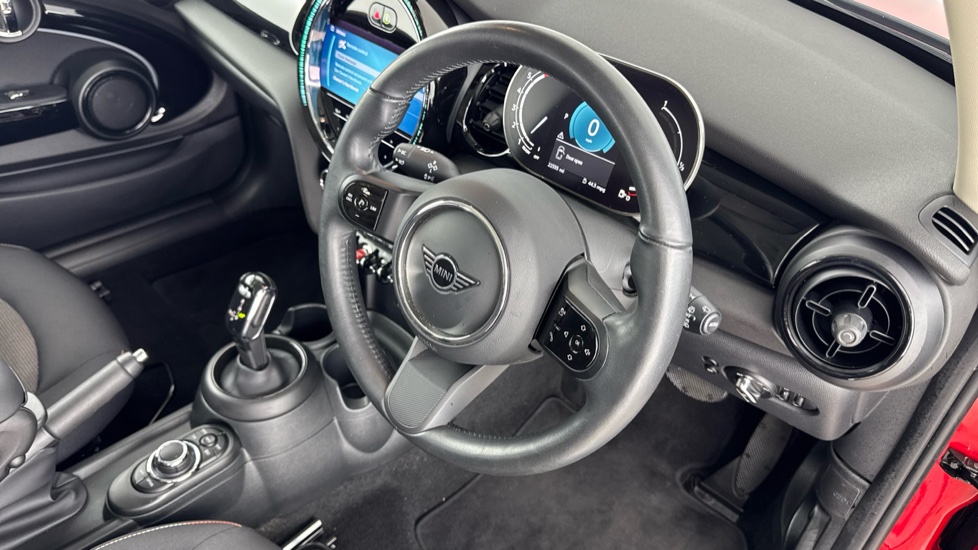 MINI Hatchback 1.5 Cooper Classic 3dr Auto Petrol Hatchback - Image 6