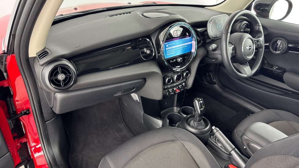 MINI Hatchback 1.5 Cooper Classic 3dr Auto Petrol Hatchback - Image 7