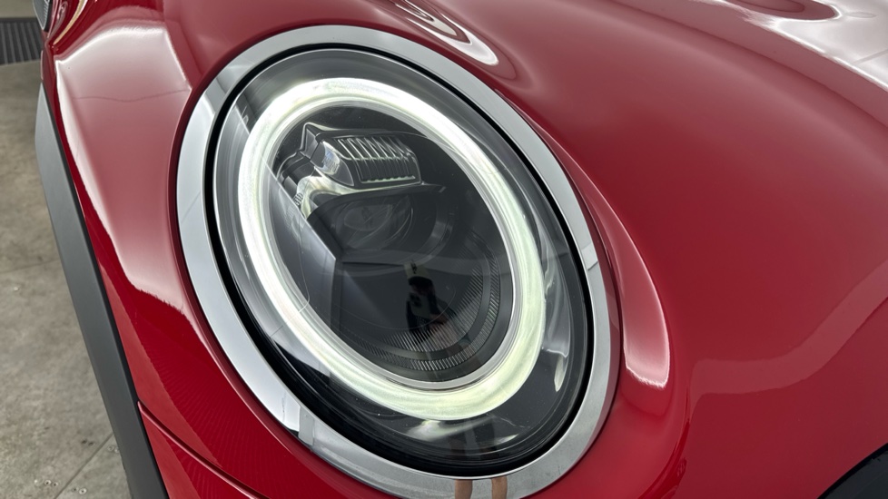 MINI Hatchback 1.5 Cooper Classic 3dr Auto Petrol Hatchback - Image 23