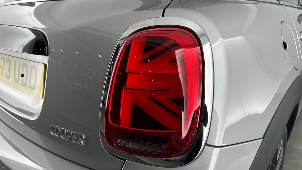 MINI Hatchback 1.5 Cooper Exclusive 5dr Auto Petrol Hatchback - Image 22