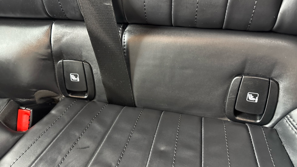MINI Hatchback 1.5 Cooper Exclusive 5dr Auto Petrol Hatchback - Image 34