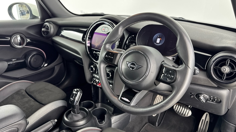 MINI Hatchback 1.5 Cooper Sport Premium 5dr Auto Petrol Hatchback - Image 6