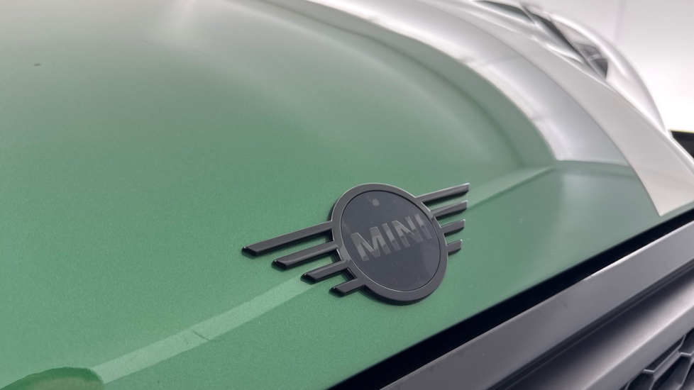 MINI Hatchback 1.5 Cooper Sport Premium 5dr Auto Petrol Hatchback - Image 30