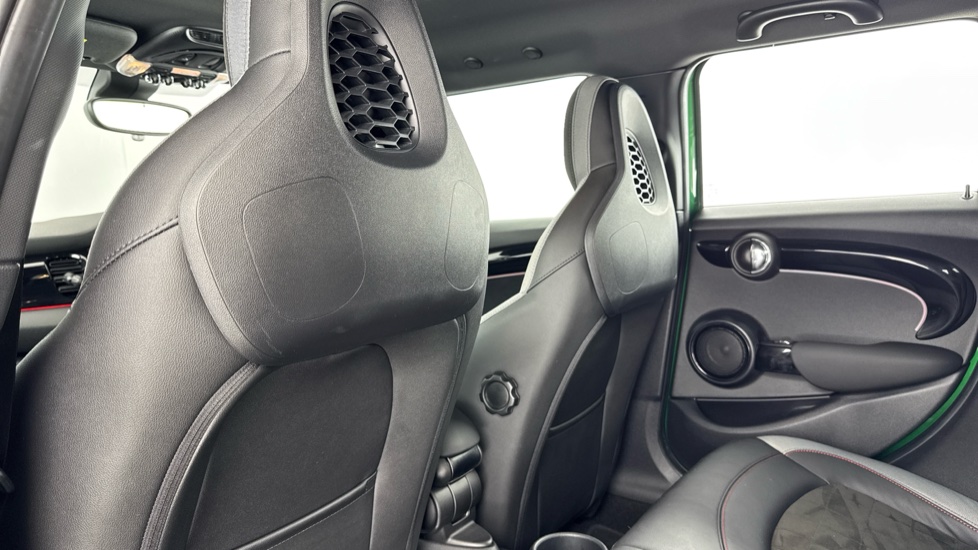 MINI Hatchback 1.5 Cooper Sport Premium 5dr Auto Petrol Hatchback - Image 36