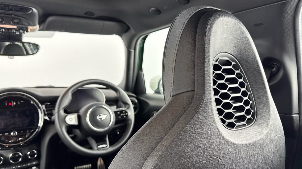 MINI Hatchback 1.5 Cooper Sport Premium 5dr Auto Petrol Hatchback - Image 39