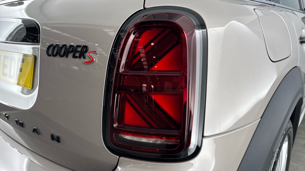 MINI Countryman 2.0 Cooper S Sport 5dr Auto Petrol Hatchback - Image 22