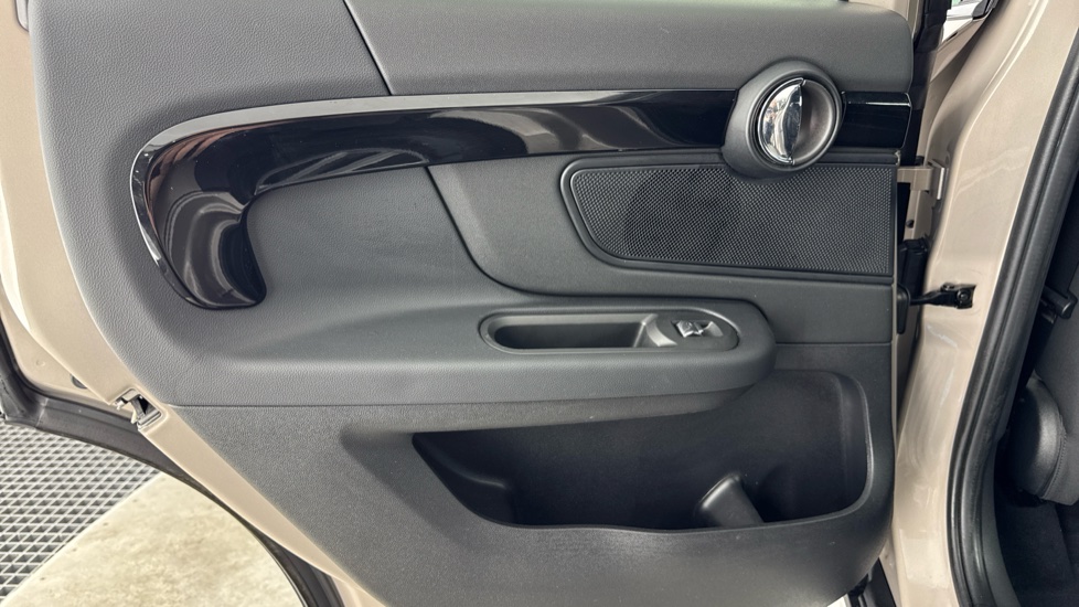 MINI Countryman 2.0 Cooper S Sport 5dr Auto Petrol Hatchback - Image 39