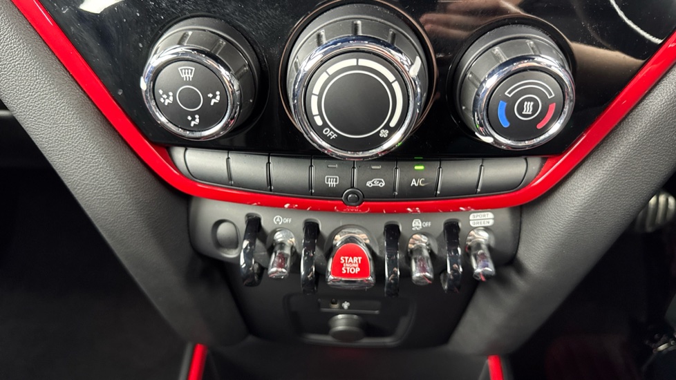 MINI Countryman 2.0 Cooper S Sport 5dr Auto Petrol Hatchback - Image 57